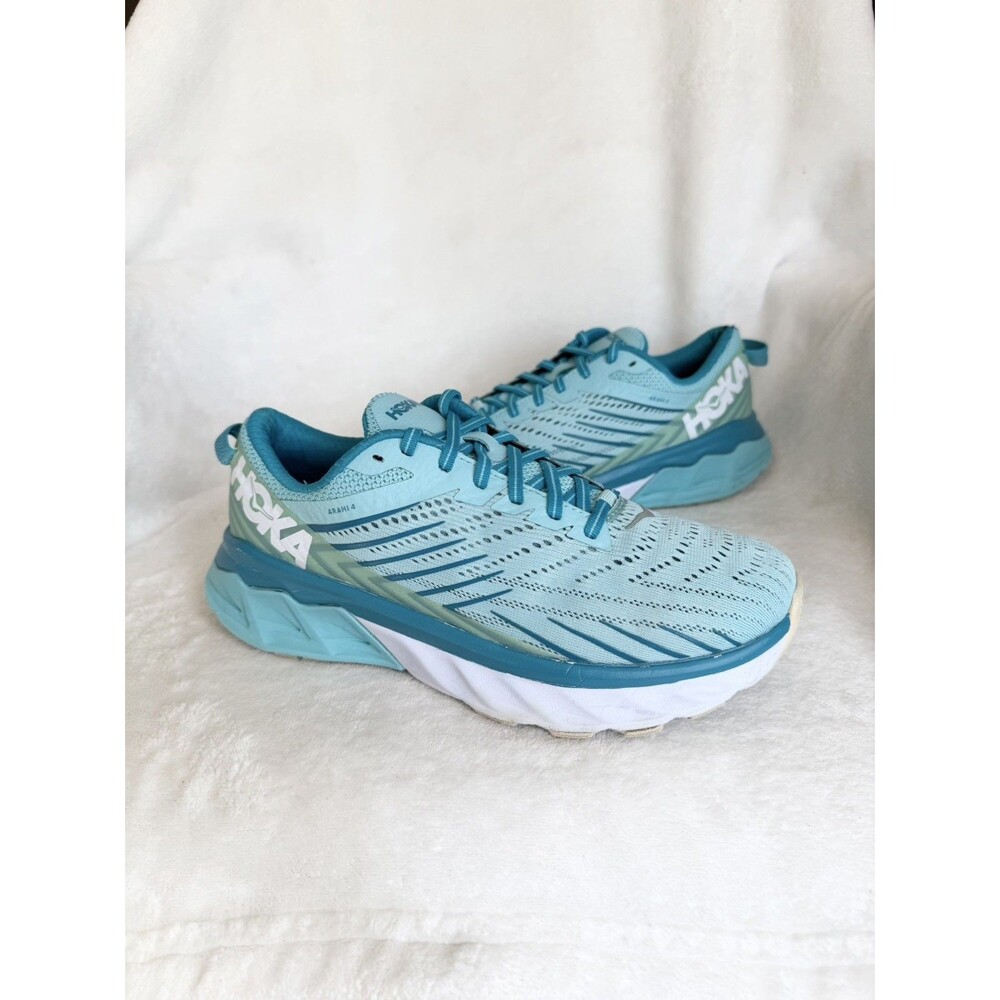 Hoka One One Women’s Arahi 4, Blue Running Shoes, Size 8